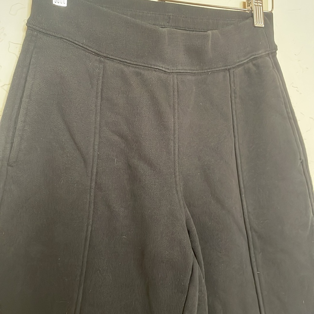 Alo yoga wide leg sweat pants - Picture 2 of 5